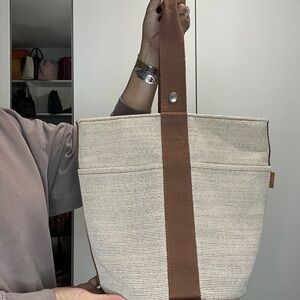 Hermes Tan and Cream Tote Bag